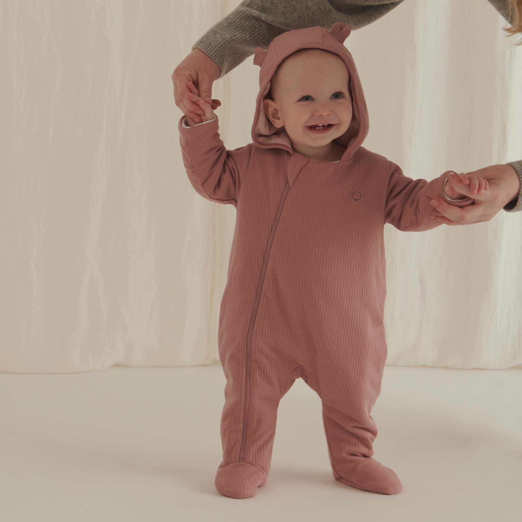 2021_07_05_BabyMori_D2_S7_ribbed_snugsuit_rose_020_1