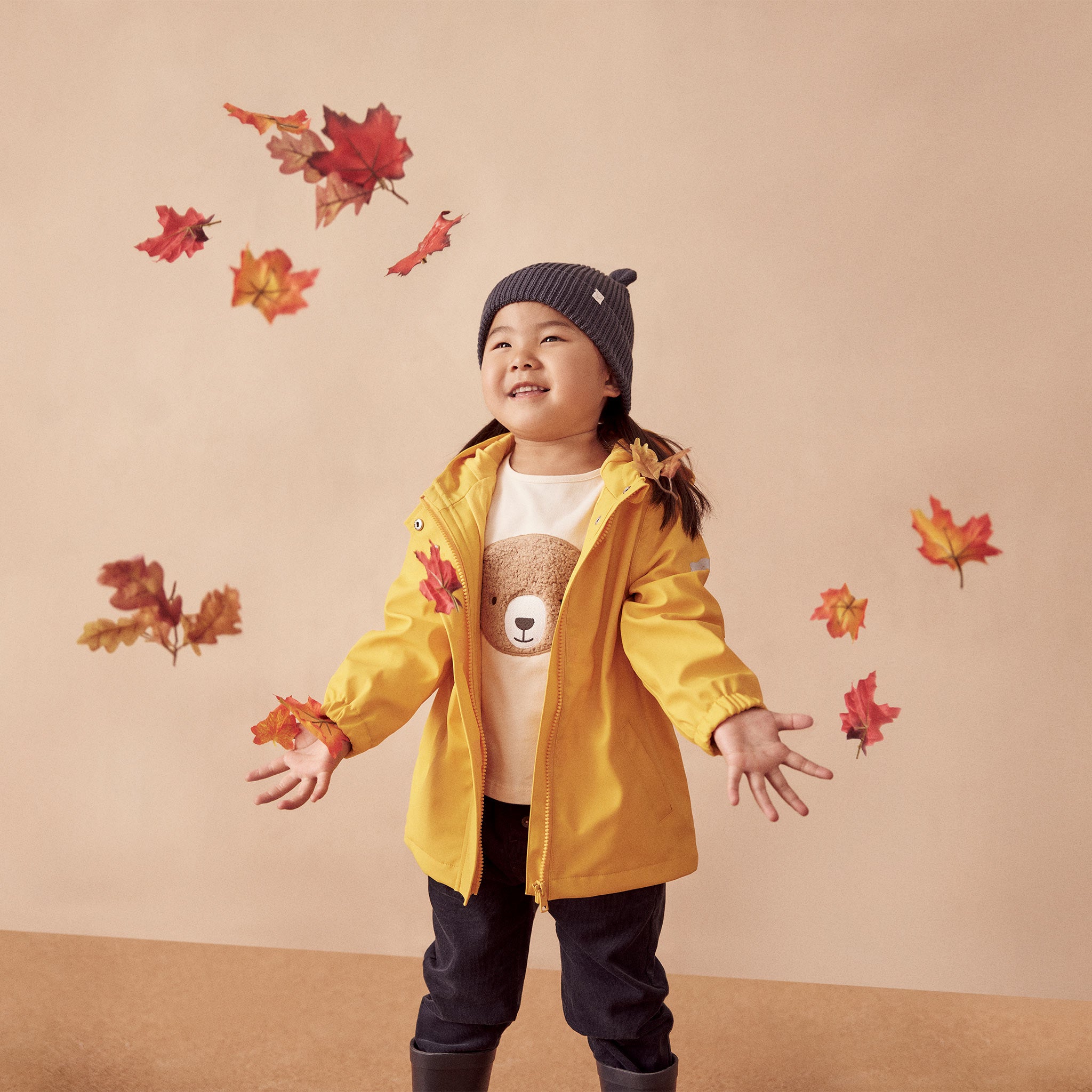 BEAR_KNITTED_BEANIE_HAT_NAVY_RECYCLED_WATERPROOF_RAINCOAT_SHERPA_BEAR_LONG_SLEEVE_T-SHIRT_CORDUROY_TROUSERS_NAVY_228_WEB